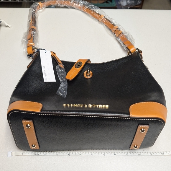 Dooney & Bourke Black and Tan Shoulder Bag - Picture 6 of 9